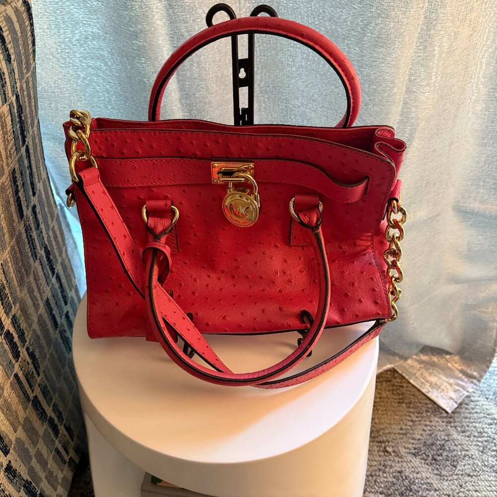 MICHAEL KORS HAMILTON BAG - HOT HOT PINK
